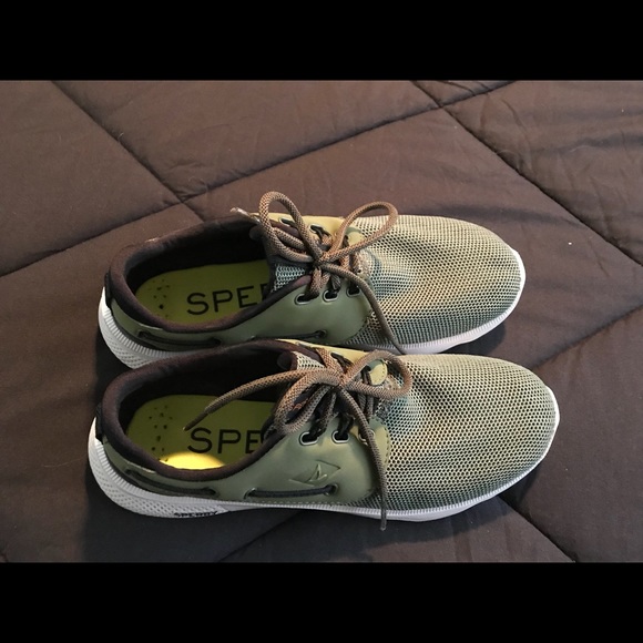 sperry tennis